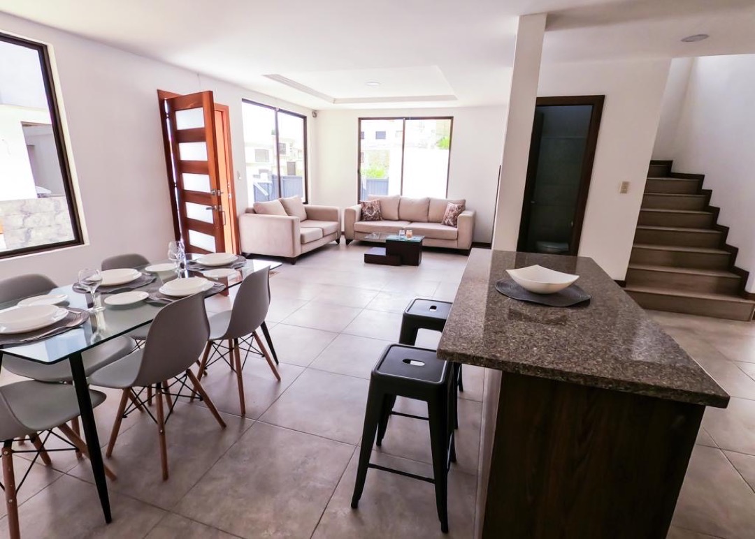 Venta de casas en Cuenca, Ecuador con crédito preferencial VIP