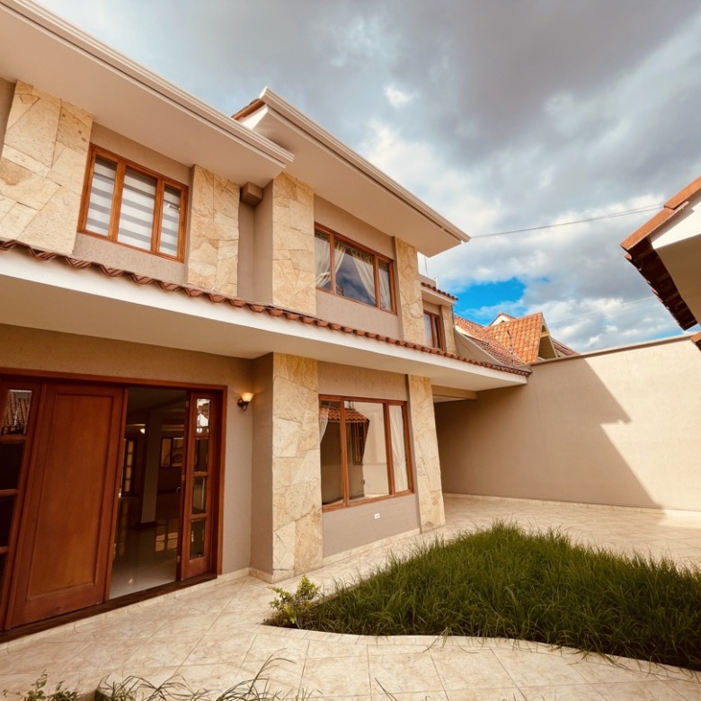 casa de venta en cuenca ecuador