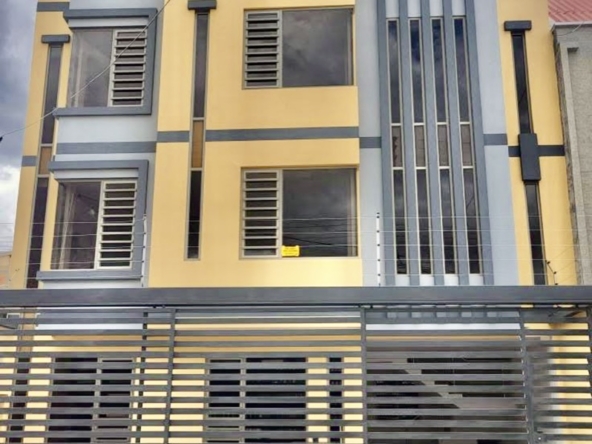 cases renteras de venta en cuenca ecuador