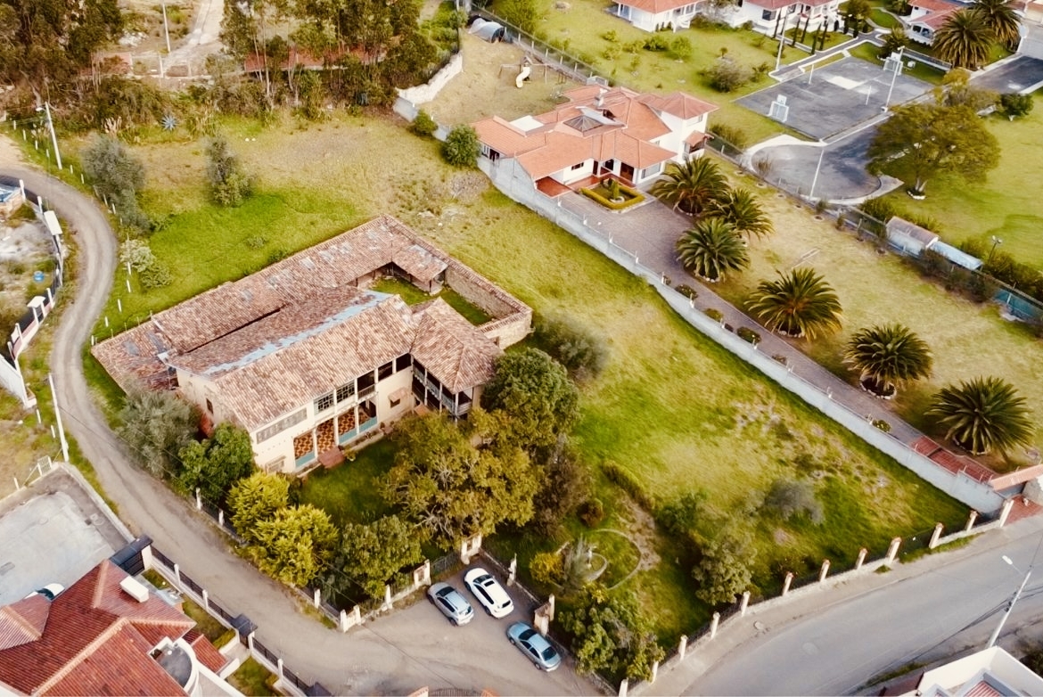 Terreno en venta en Charasol Azogues