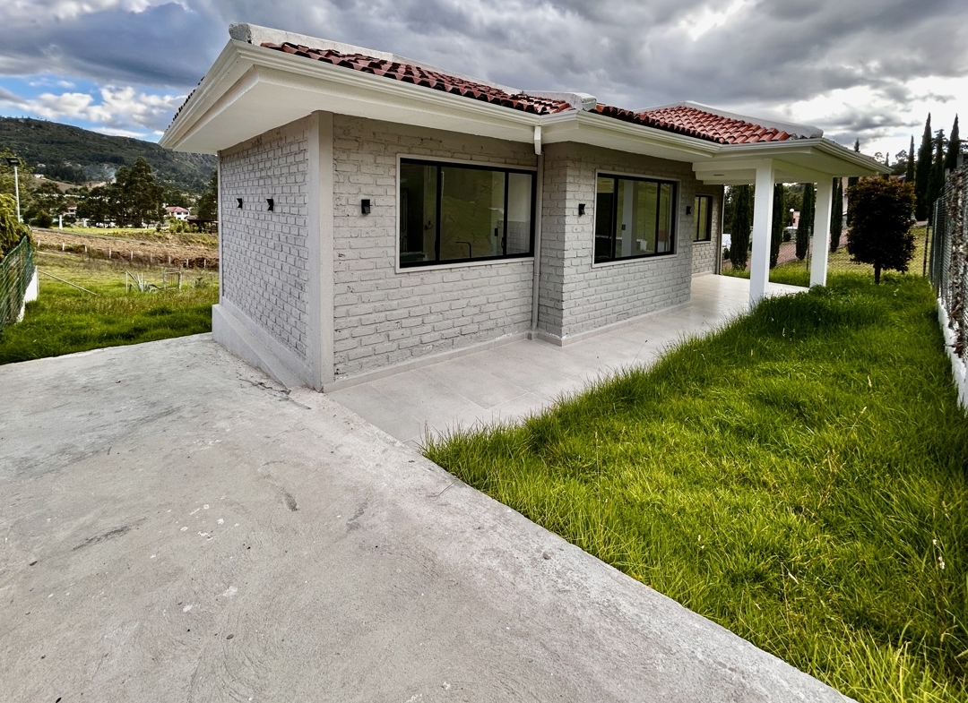 casas una planta y area verde