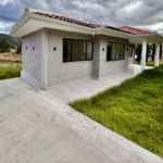 casas una planta y area verde