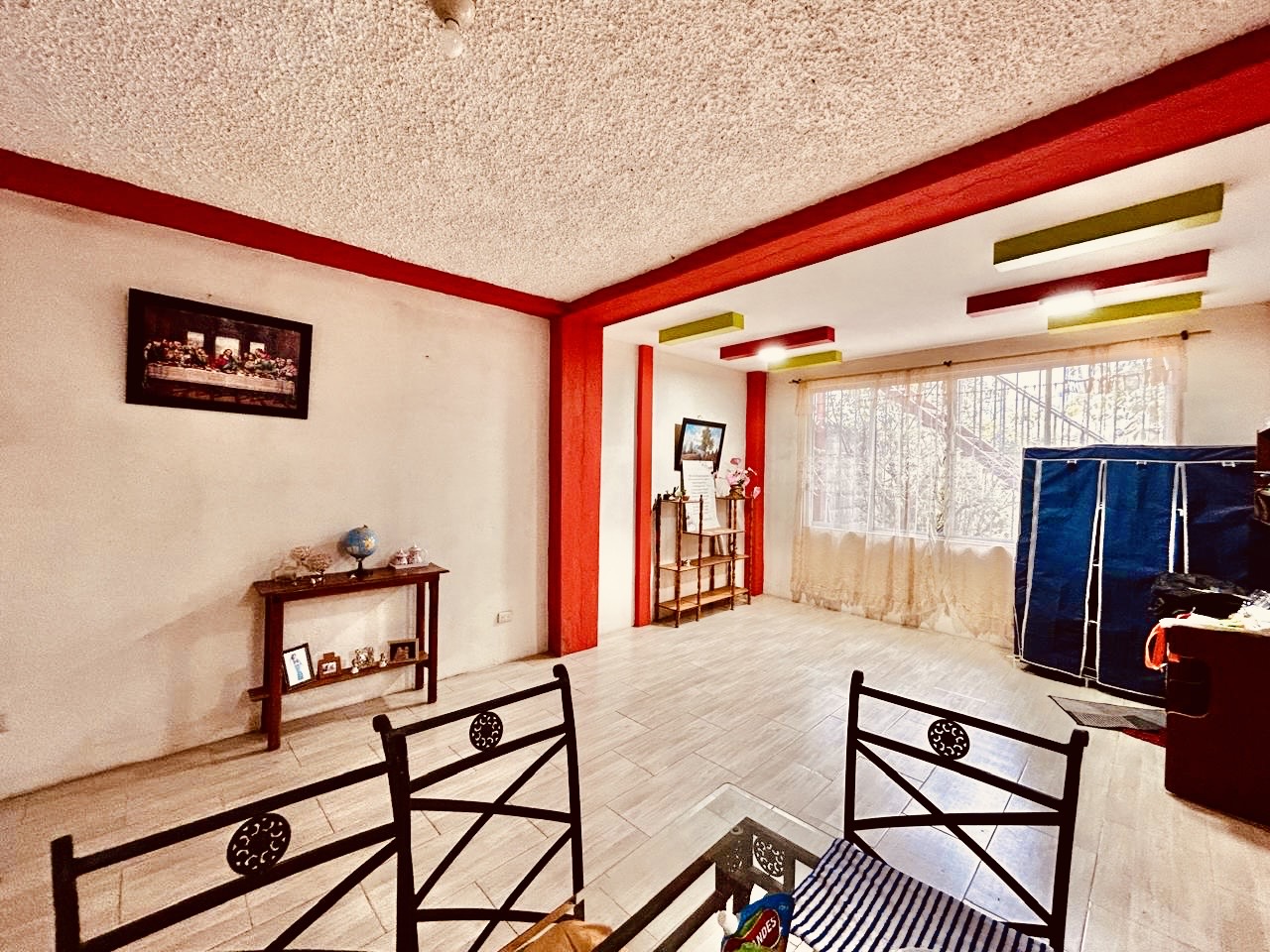 Casa con departamentos Azogues
