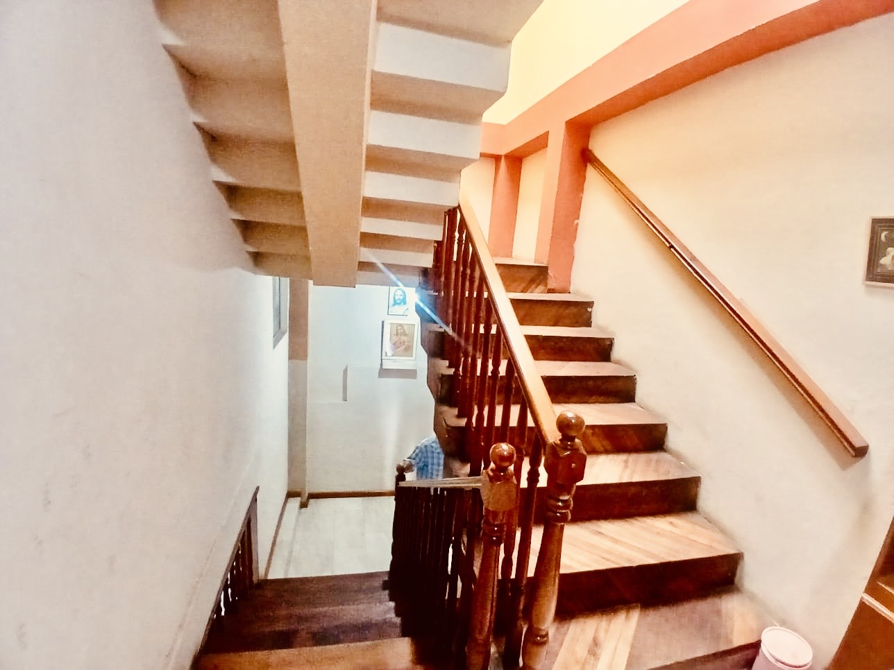 Casa con departamentos Azogues