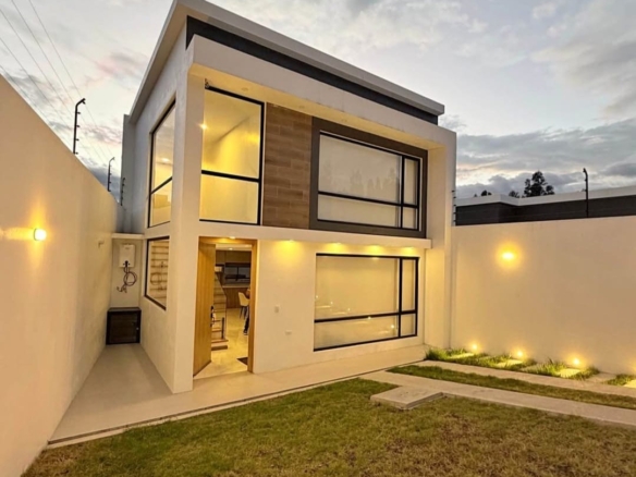 casas de venta en azogues ecuador