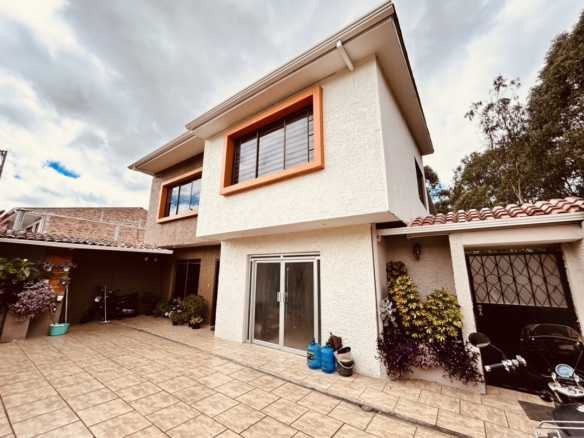 casas de departamentos cuenca ecuador
