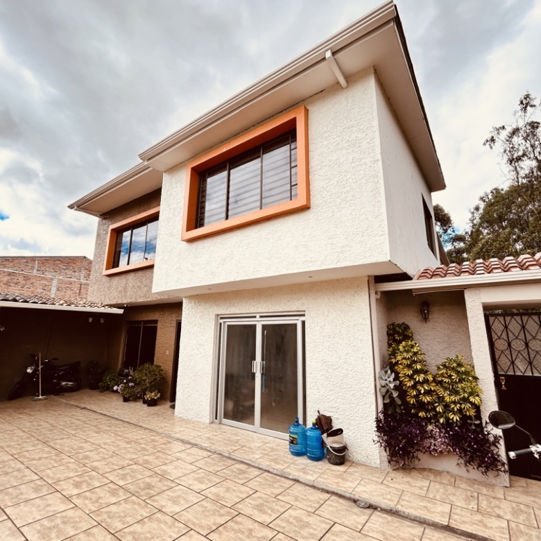 casas de departamentos cuenca ecuador