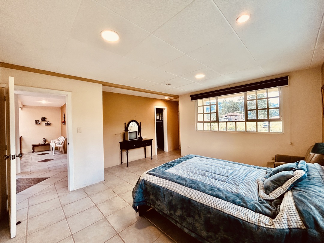 Casas con terreno en Cuenca Ecuador