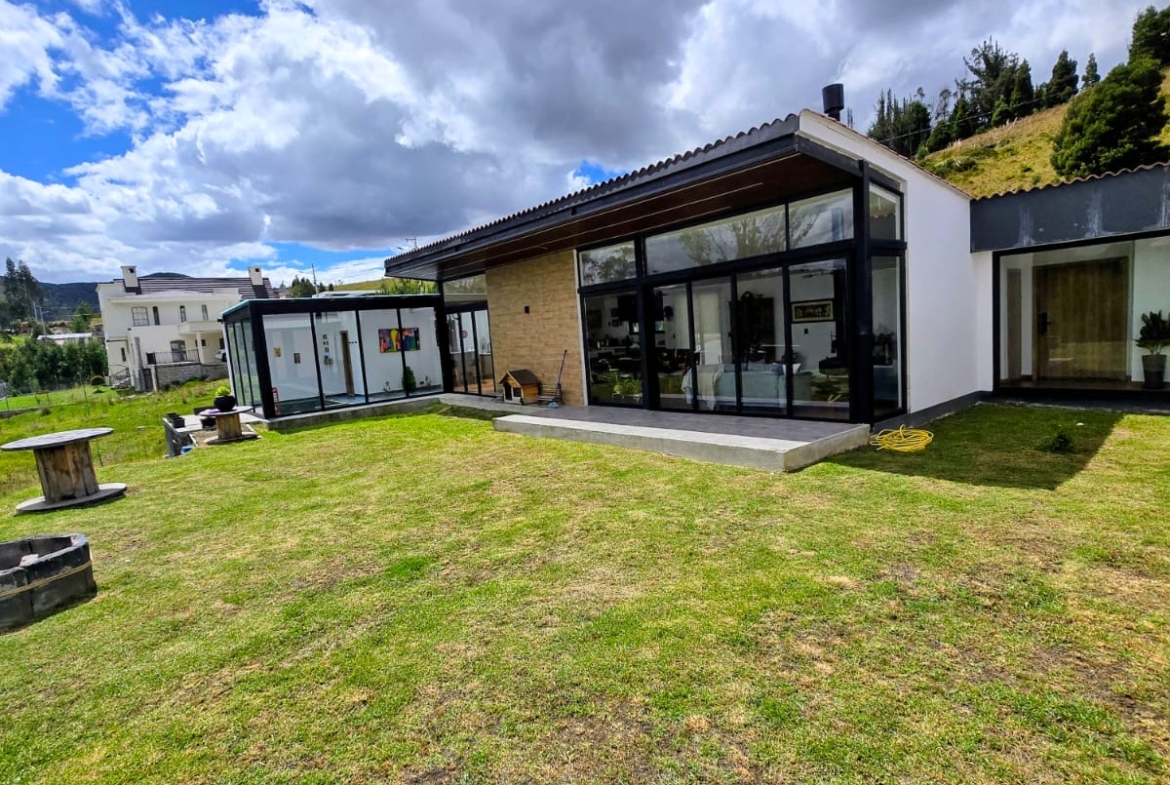Casa de un solo piso de venta en Cuenca Ecuador | Tarqui