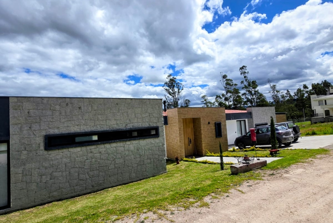 Casa de un solo piso de venta en Cuenca Ecuador | Tarqui
