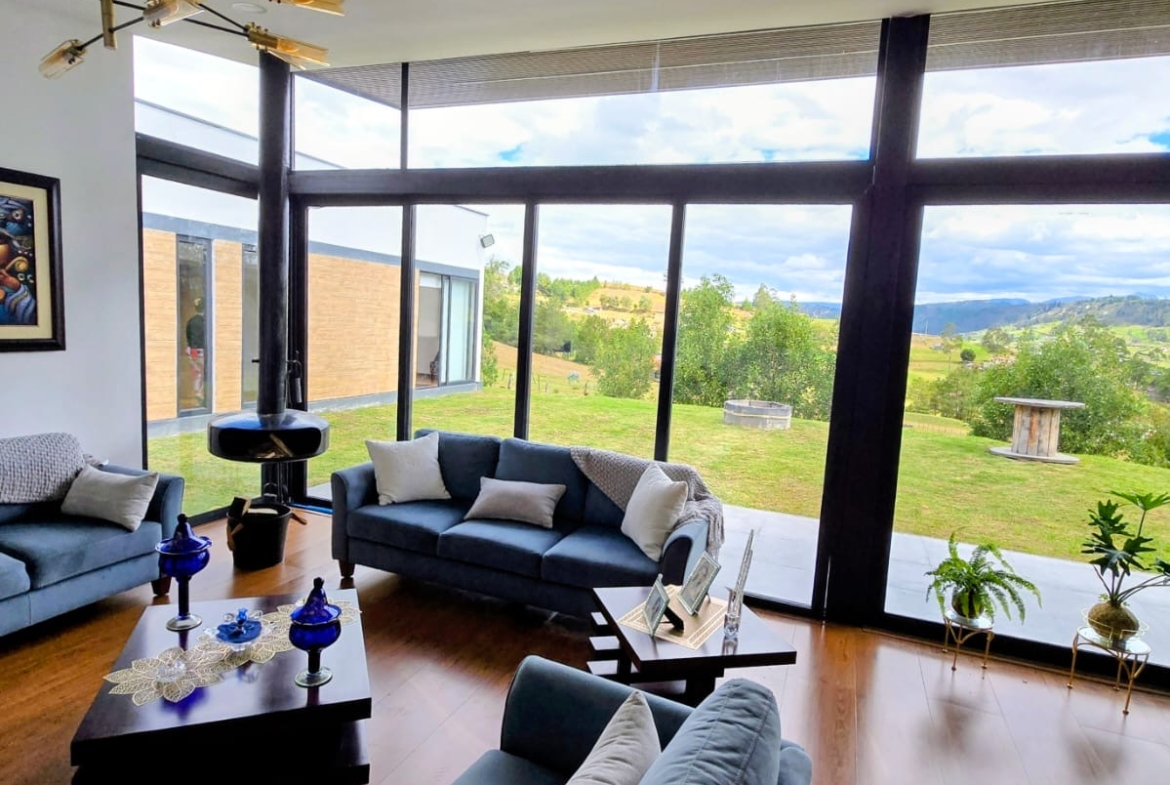Casa de un solo piso de venta en Cuenca Ecuador | Tarqui