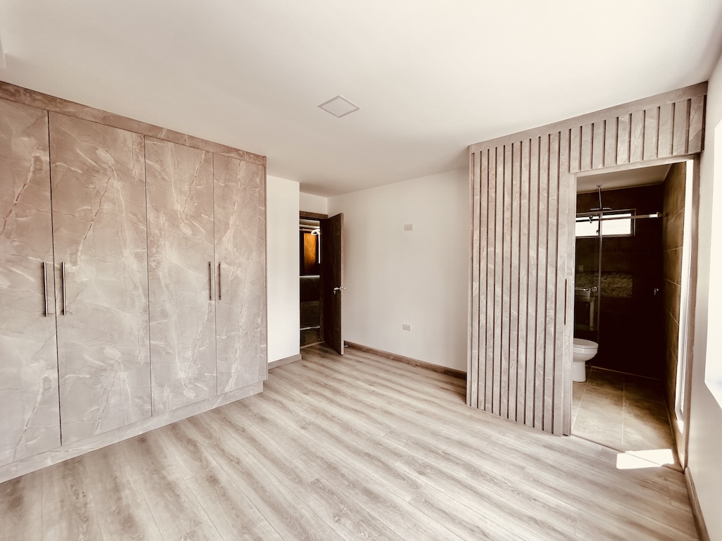Casas con departamentos de venta en Cuenca Ecuador