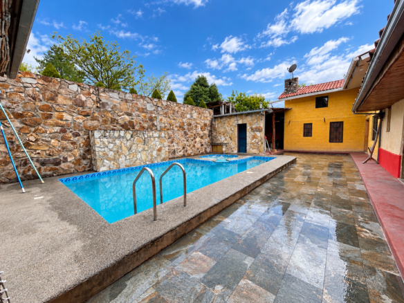 quinta-vacacional-de-venta-cerca-de-cuenca