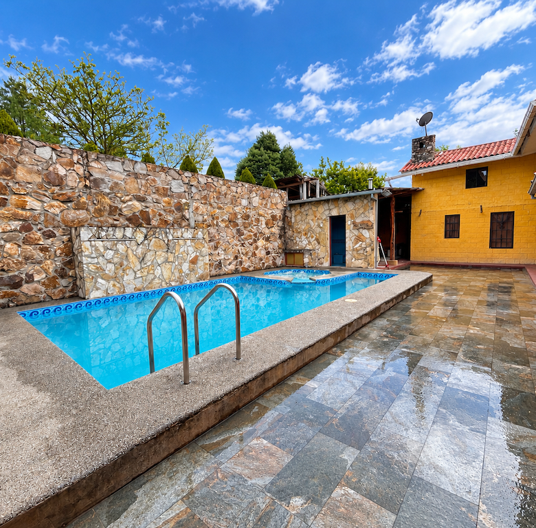 quinta-vacacional-de-venta-cerca-de-cuenca
